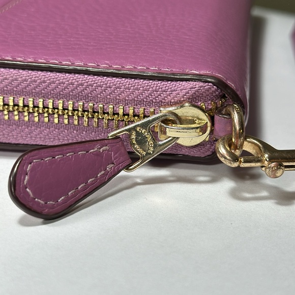 *HTF COLOR* COACH Accordion Zip Wallet With Wristlet Strap - Picture 7 of 16